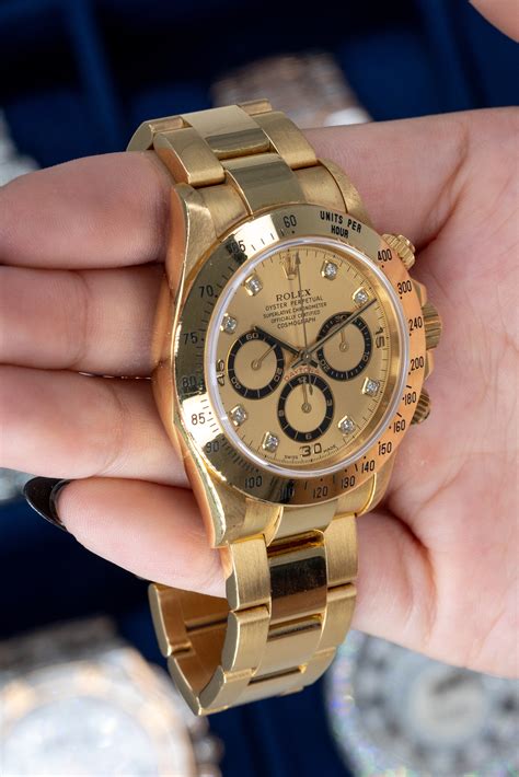 Rolex daytona yellow gold